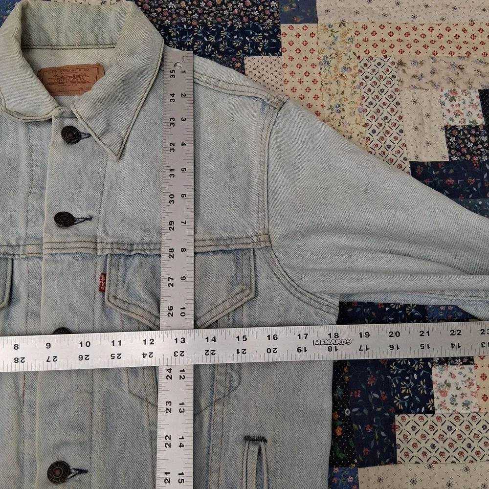 Vintage 1986 Levi Denim Trucker Jacket 38 Small 70506 0214 Light Blue USA Made